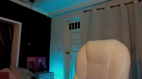  madame lilith  online show from February 27, 11:10 am