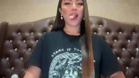 Alison Kloss online show from April 8, 11:16 pm