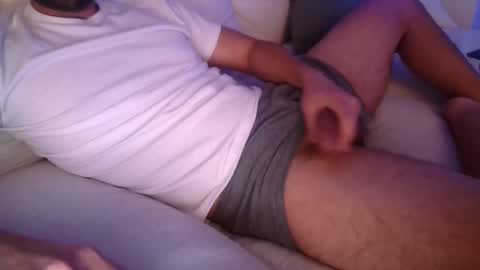 Snapshot of maddaqg12 chatting on February 12, 10:14 am idkdude online show from February 12, 10:14 am