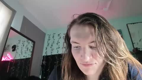 Maddi Avalon online show from March 31, 7:14 pm