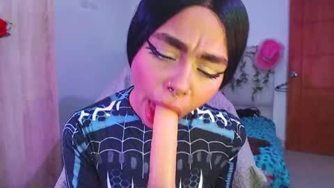 maddiie and clyde online show from September 30, 5:51 pm