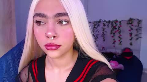 maddiie and clyde online show from October 14, 3:24 pm