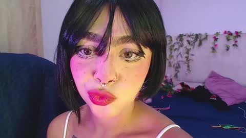 maddiie and clyde online show from October 19, 10:21 pm