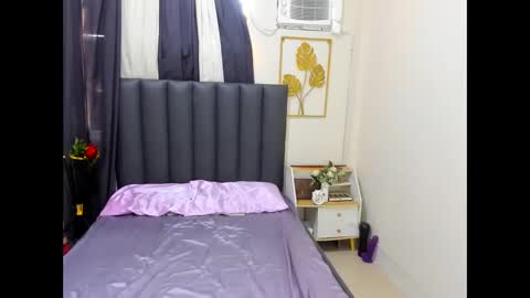 Maddison online show from April 9, 5:07 am