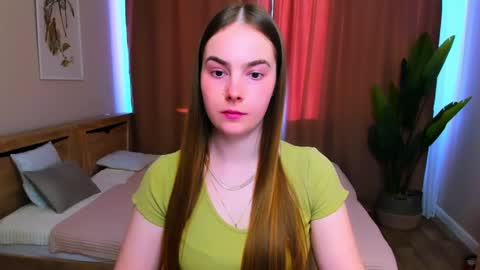 maddy_gate online show from April 4, 3:53 pm