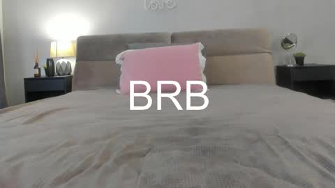 Snapshot of maddy_midnight chatting on November 14, 6:45 am maddy_midnight online show from November 14, 6:45 am