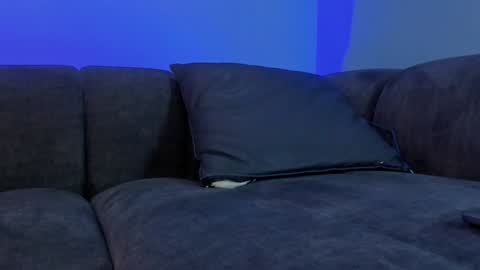 Snapshot of maddy_walker chatting on December 13, 3:05 am Maddy online show from December 13, 3:05 am