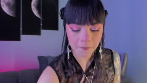 Snapshot of maddy_walker chatting on January 8, 9:01 pm Maddy online show from January 8, 9:01 pm