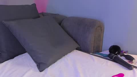 Snapshot of maddy_walker chatting on January 15, 3:11 am Maddy online show from January 15, 3:11 am