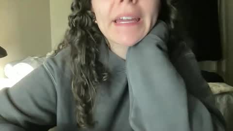 Snapshot of maddyhasyummypussy chatting on March 9, 11:31 pm maddyhasyummypussy online show from March 9, 11:31 pm
