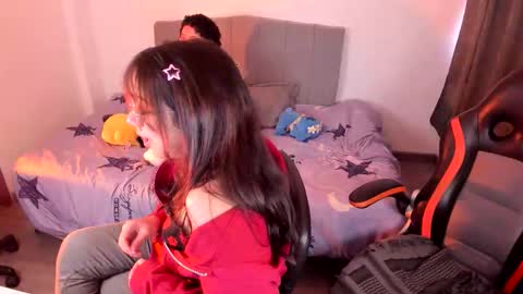 madelaine_taylor online show from June 6, 11:15 am