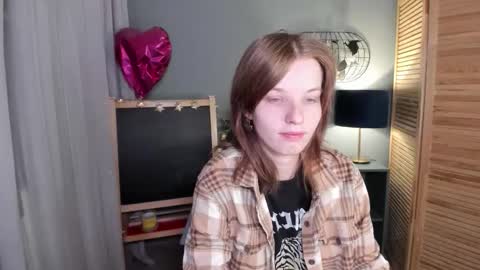 madelaines online show from October 17, 11:24 am