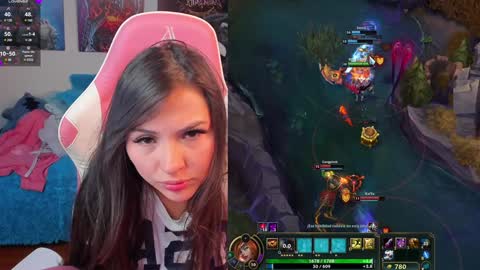 Snapshot of madeleine_shinobi chatting on January 16, 2:41 am Emily Only Fans online show from January 16, 2:41 am