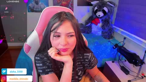 Snapshot of madeleine_shinobi chatting on January 26, 11:39 pm Emily Only Fans online show from January 26, 11:39 pm