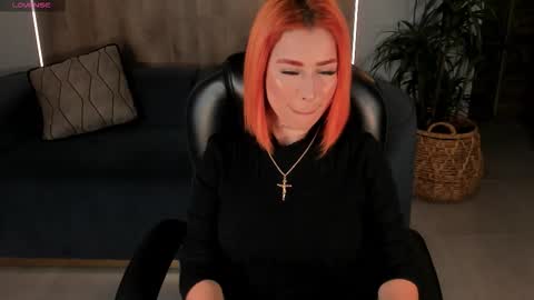 Snapshot of madelinefox_ chatting on September 10, 8:14 am Madeline online show from September 10, 8:14 am