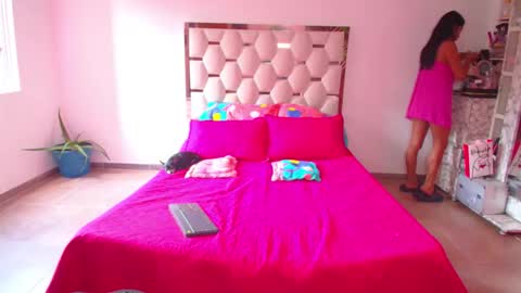 madelyn roses online show from September 28, 8:14 pm