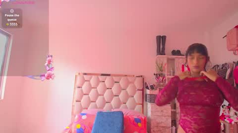 madelyn roses online show from October 12, 4:39 pm