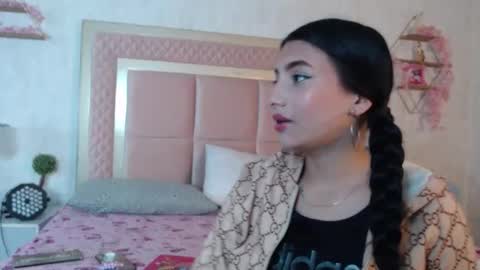 Snapshot of madhison_5 chatting on May 13, 12:24 pm madhison_5 online show from May 13, 12:24 pm