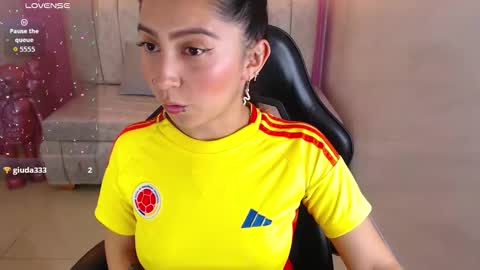 Madhison  online show from September 9, 8:30 pm