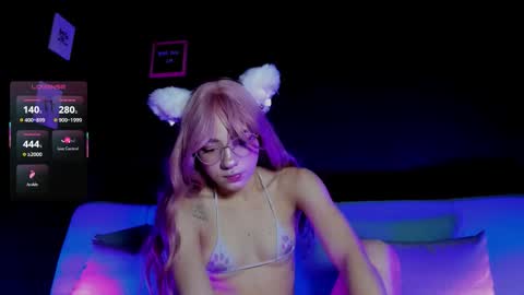 Snapshot of madiixwatson chatting on November 14, 11:20 am Madison Watson online show from November 14, 11:20 am