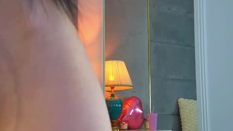 MadisonKroft online show from April 3, 4:10 am