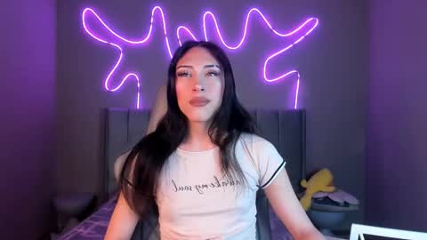 madison_rey__ online show from December 4, 1:09 pm