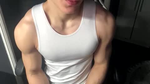 madisonboy2 online show from October 30, 12:12 am