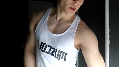 Snapshot of madisonboy2 chatting on February 1, 10:19 pm madisonboy2 online show from February 1, 10:19 pm