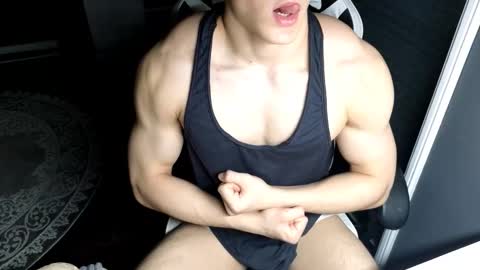 Snapshot of madisonboy2 chatting on March 3, 10:37 pm madisonboy2 online show from March 3, 10:37 pm