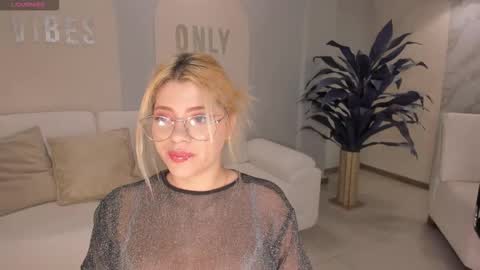 Madison Kane online show from February 4, 11:16 am