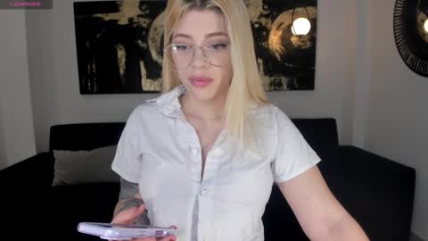 Madison Kane online show from February 22, 11:09 am