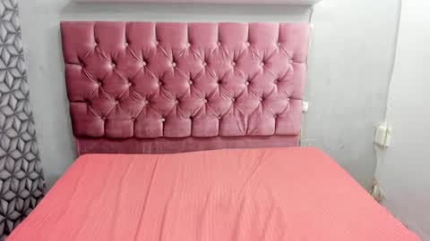 madisson_18_ online show from December 2, 8:00 pm