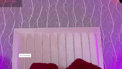 Snapshot of madisson_fox1 chatting on December 20, 1:40 pm online show from December 20, 1:40 pm