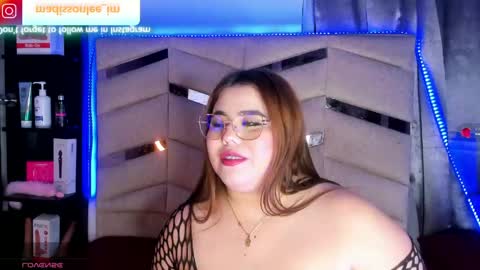 madissonlee__ online show from June 2, 10:23 pm