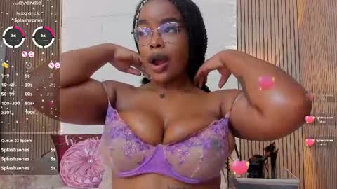 Snapshot of madissonlopez chatting on June 27, 9:58 am Madisson Lopez online show from June 27, 9:58 am