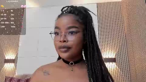 Snapshot of madissonlopez chatting on June 28, 9:32 pm Madisson Lopez online show from June 28, 9:32 pm
