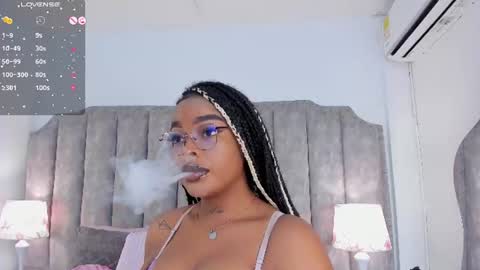Snapshot of madissonlopez chatting on July 12, 8:44 pm Madisson Lopez online show from July 12, 8:44 pm