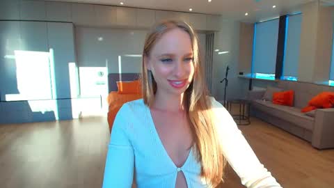 Snapshot of madlen_new chatting on June 7, 5:16 pm Madlen online show from June 7, 5:16 pm