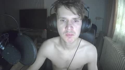 madnessss1215 online show from February 23, 8:01 am