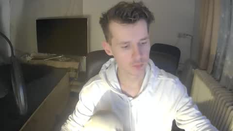 madnessss1215 online show from March 1, 10:17 am