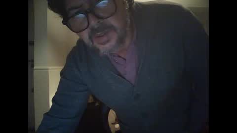 madoldman88bis online show from May 6, 5:14 am