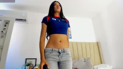 Mady online show from February 4, 7:53 pm