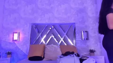 Snapshot of mady_roa chatting on July 2, 3:17 am Mady Roa online show from July 2, 3:17 am