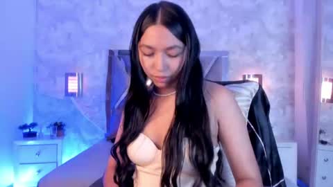 Snapshot of mady_roa chatting on July 10, 3:22 am Mady Roa online show from July 10, 3:22 am