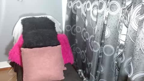 Mady online show from April 9, 11:15 am