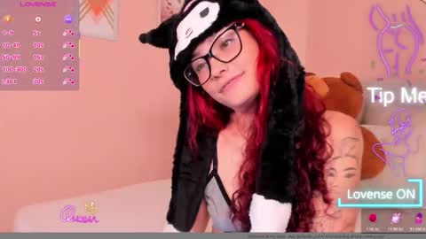 Mae Lyra online show from February 26, 9:47 pm