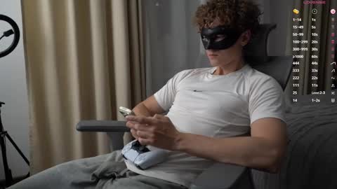 Mike XMaestro 3369 online show from February 20, 9:26 pm