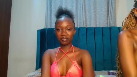 Maeve online show from December 20, 8:01 pm