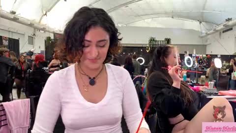 Meaves online show from February 8, 8:56 pm