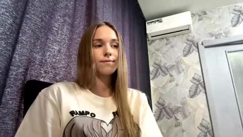 Snapshot of mafaldatefera chatting on February 25, 6:34 am Sara online show from February 25, 6:34 am